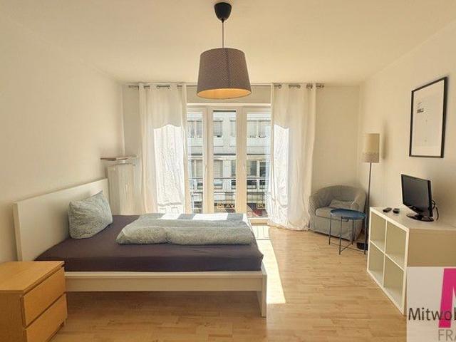 Helle möblierte 1 Zimmer Wohnung im Zentrum