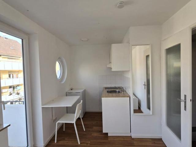 Helle möblierte 1 Zimmer Wohnung in Stuttgart West