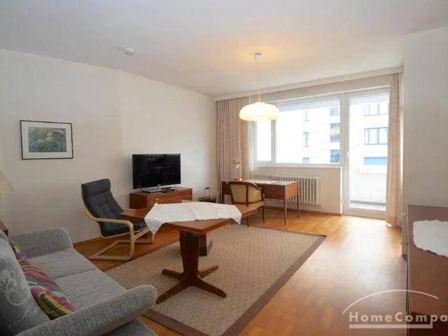 Helle, möblierte 2 Zimmer Wohnung am Olivaer Platz, Berlin Charlottenburg