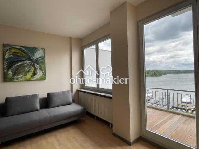 Helle möblierte Dreizimmerwohnung am Jungfernsee