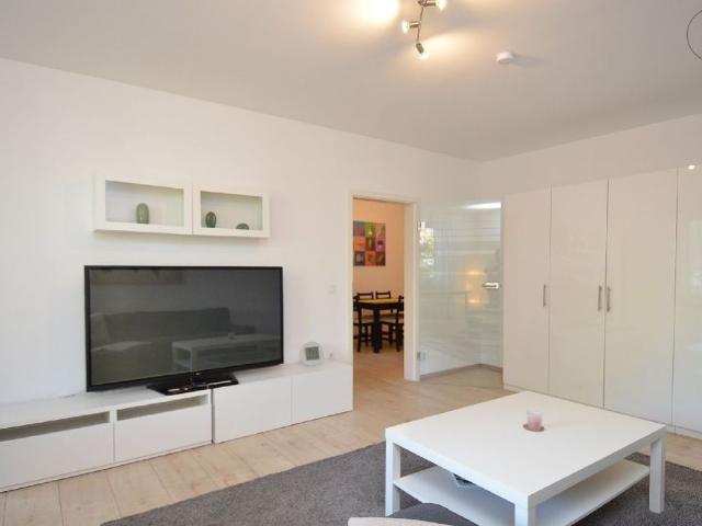 Helle möblierte Wohnung in Augsburg Göggingen
