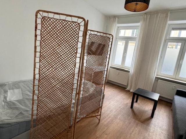 Helle, möblierte Wohnung in Köln Ehrenfeld