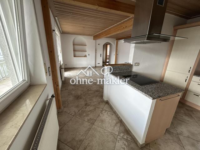 Helle & Modern 4 Zimmerwohnung mit Balkon