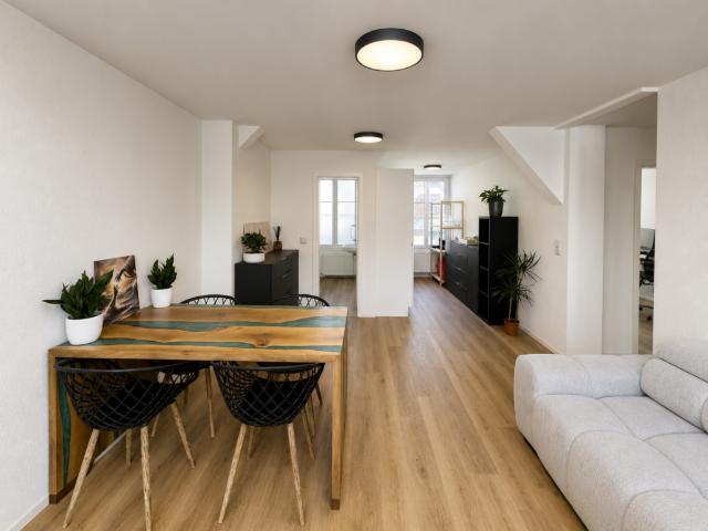 Helle, modern möblierte 3,5 Zimmer Wohnung mit viel Wohnkomfort