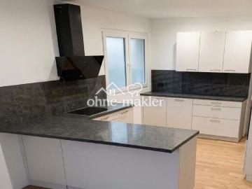 Helle, moderne u. große Wohnung in bester Lage