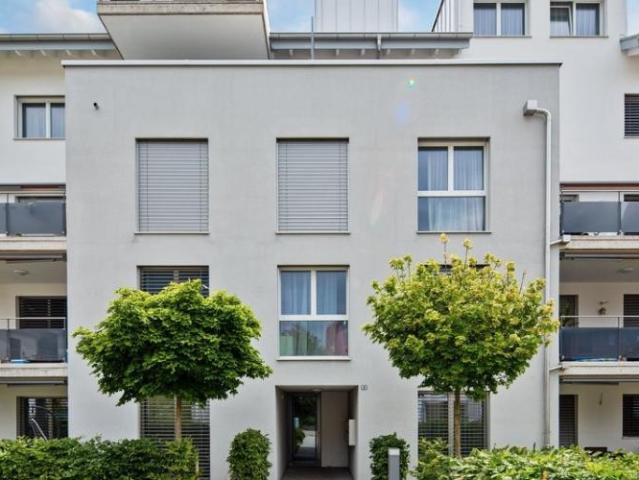 Helle, moderne Wohnung an ruhiger Lage