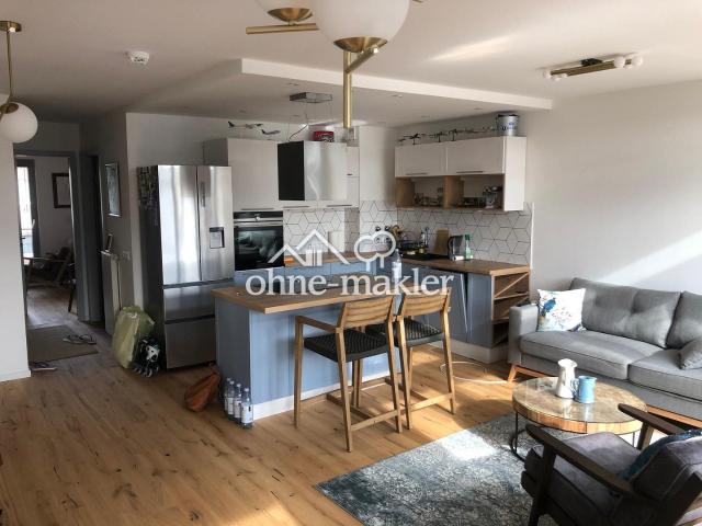 Helle, moderne 2 Zimmer Wohnung mit Südbalkon in bester Lage in Berlin