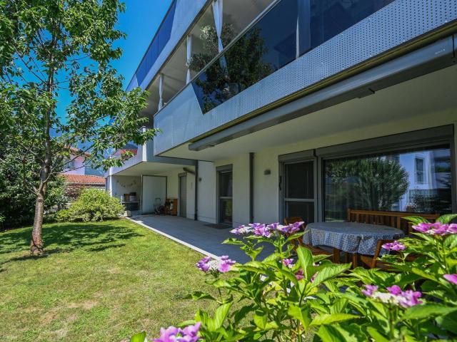 Helle moderne 3 Zimmer Wohnung Möbliert RESERVIERT