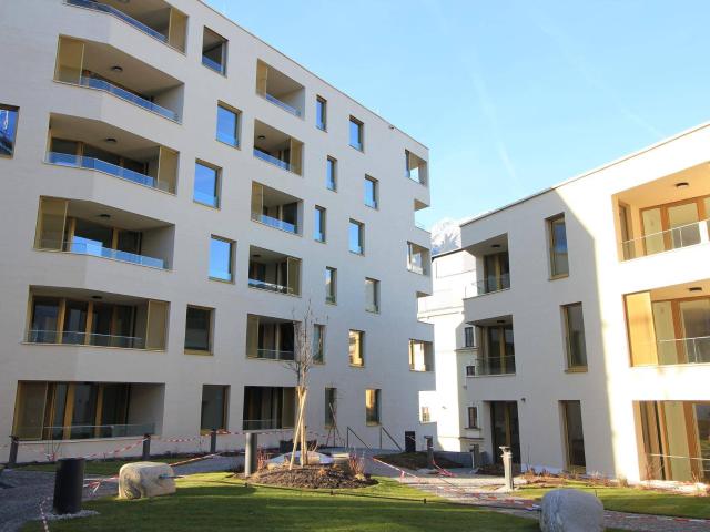 Helle, moderne 4 Zimmer Whg in der City. WG und familienfreundlich. Provisonsfrei!
