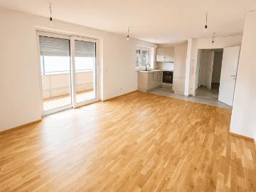 Helle Neubauwohnung in Bestlage mit Balkon