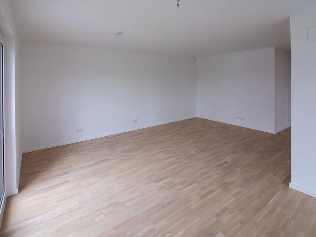 Helle Neubau Wohnung in Coswig