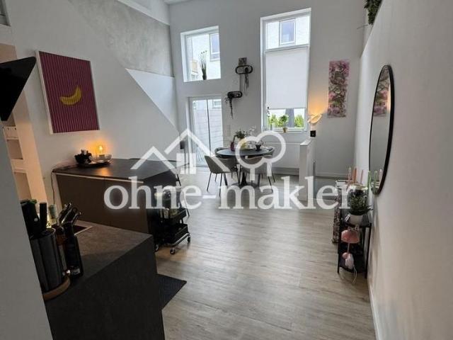 Helle, offen gestaltete 3,5 Zimmer Wohnung auf drei Ebenen