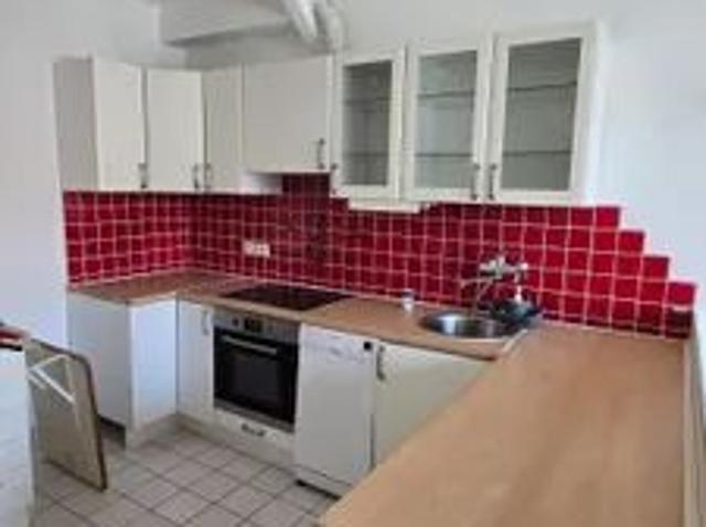 Helle Pärchenwohnung in zentraler Lage