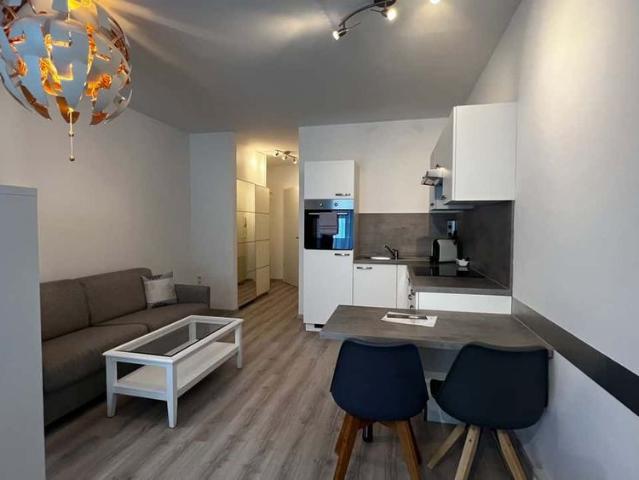 Helle, perfekte Suite in Blaustein mit großer Balkonterrasse
