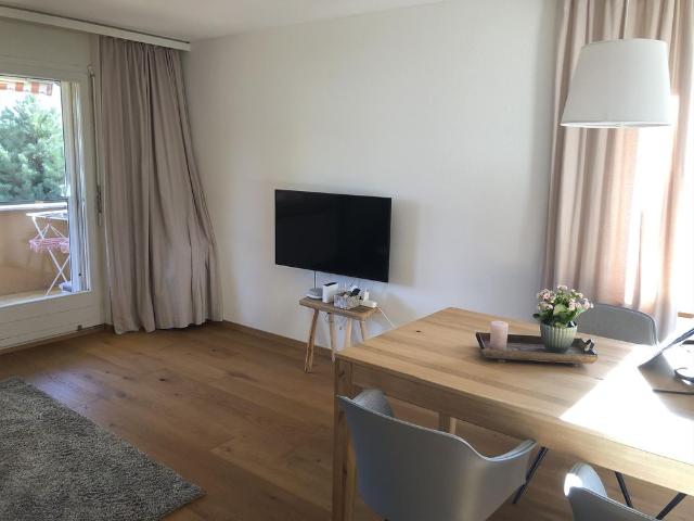 helle, renovierte 3.5 Zim.Wohnung mit Südbalkon zu vermieten ab 1.12