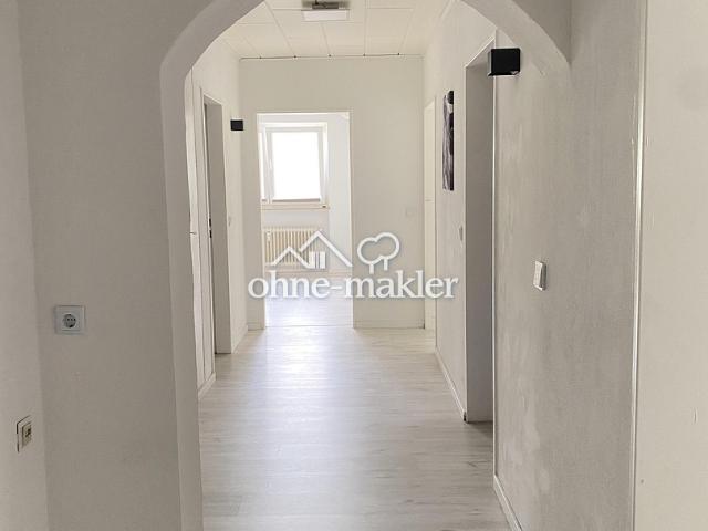 Helle renovierte 3 Zimmer Eigentumswohnung