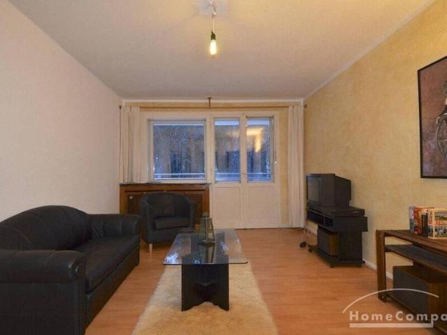 Helle, ruhige 2 Zimmer Wohnung in Berlin Zehlendorf, möbliert