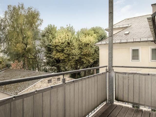 Helle, Ruhige 2 Zimmer Wohnung mit Balkon in Zentraler Stadtlage