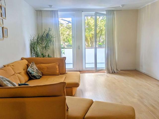 Helle, ruhige 92 qm Altbauwohnung auf 2 Ebenen am Ostpark mit Balkon | Top Energieklasse B