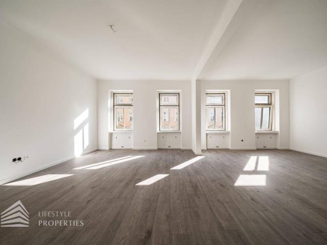 Helle sanierungsbedürftige 1,5 Zimmer Wohnung, Nähe Galleria Landstraße