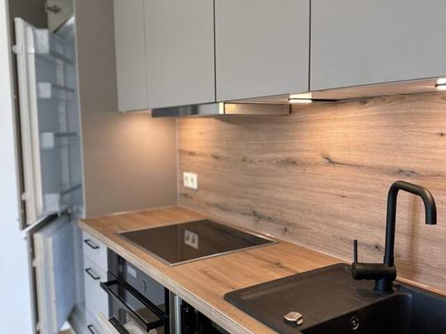 Helle & sehr ruhige 2 Zi. Wohnung mit Balkon in Klagenfurt | Parkplatz & großes Kellerabteil inkl