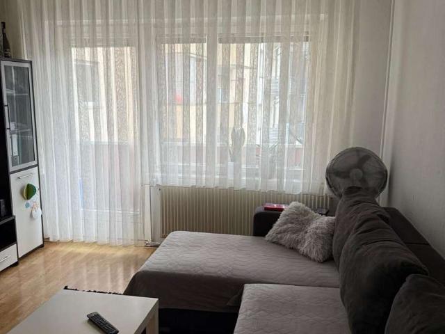 Helle, sehr ruhige 3 Zimmerwohnung mit Balkon !