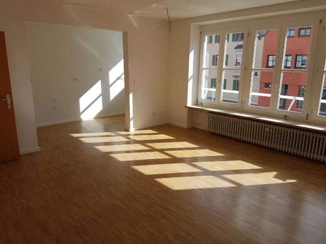 Helle sonnige moderne 3 Zimmer Wohnung im Zentrum von Rain am Lech
