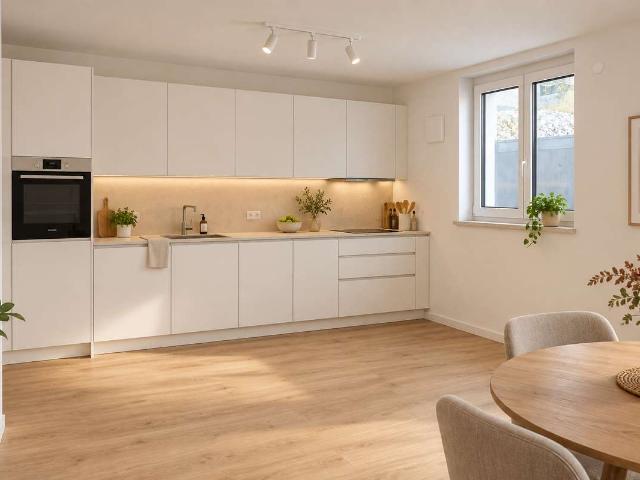 Helle Souterrainwohnung 3 Zimmer mit großer Terrasse & Garten