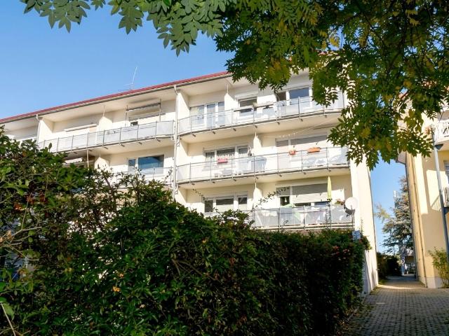 Helle Stadtwohnung mit Sonnenbalkon und Pkw Stellplatz in Darmstadt
