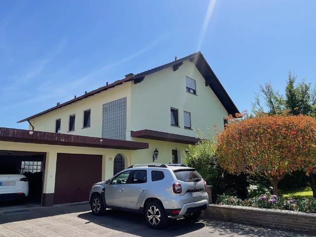 Helle Studioträume zum Wohlfühlen mit Balkon und herrlicher Aussicht!
