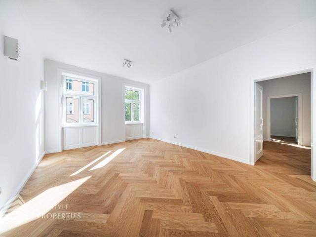 Heller 3 Zimmer Erstbezug, Nähe Galleria Landstraße