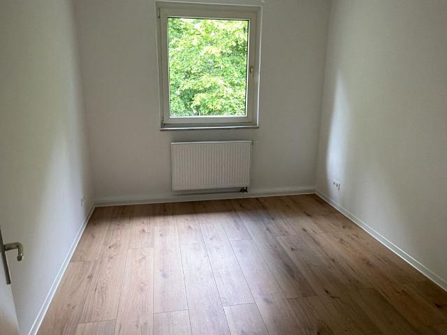 Heller 2 Zimmer Wohntraum im 2. Stock in Mönchengladbach Eisenbahnstraße