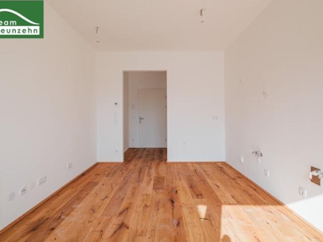 Heller Dachgeschoss Erstbezug mit großer Terrasse! Modern und nachhaltig wohnen!