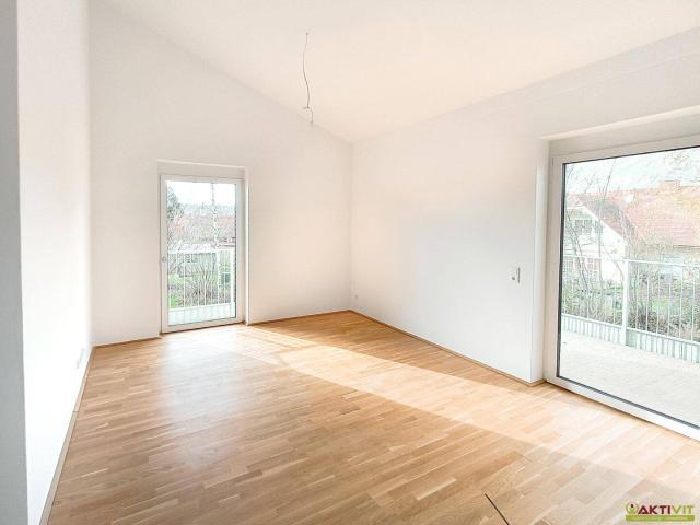 Heller Erstbezug mit Fußbodenheizung und Südterrasse in Bad Waltersdorf