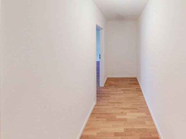 Helles 1 Zimmer Apartment mit Balkon