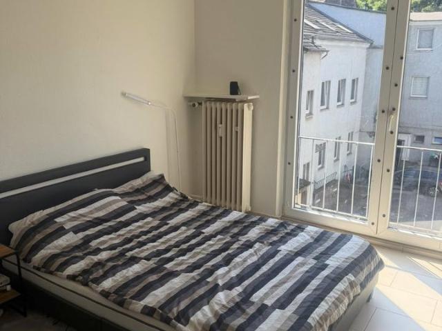 Helles 1 Zimmer Apartment mit französischem Balkon – Ruhrort