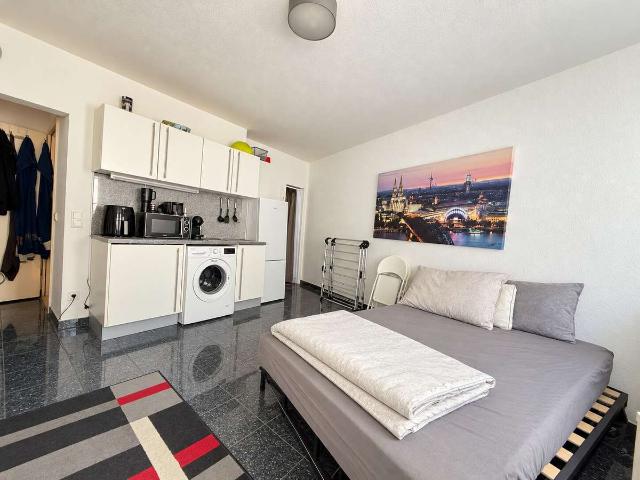 Helles 1 Zimmer Apartment in Köln Deutz | 30 m² | Möbliert | zentrale Lage