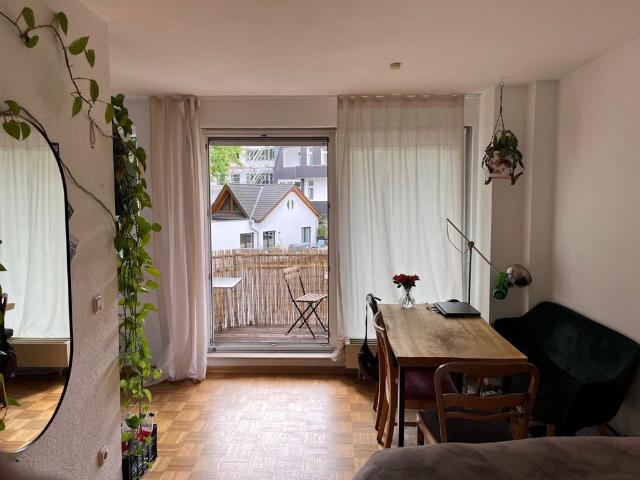Helles 1 Raum Appartement mit Balkon und Einbauküche in Essen Rüttenscheid!