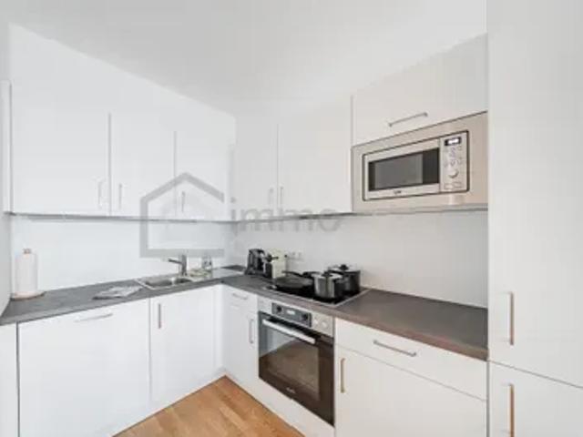 Helles 2 Zimmer Apartment im 18. Stock mit Südbalkon voll möbliert, all inclusive | 1030 Wien