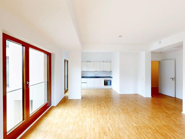Helles City Apartment: 3 Zimmer mit zwei Bädern