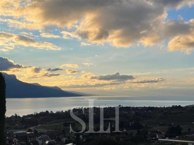 Helles Apartment mit Balkon/Gelegenheit zum Schnäppchenpreis/Panoramablick