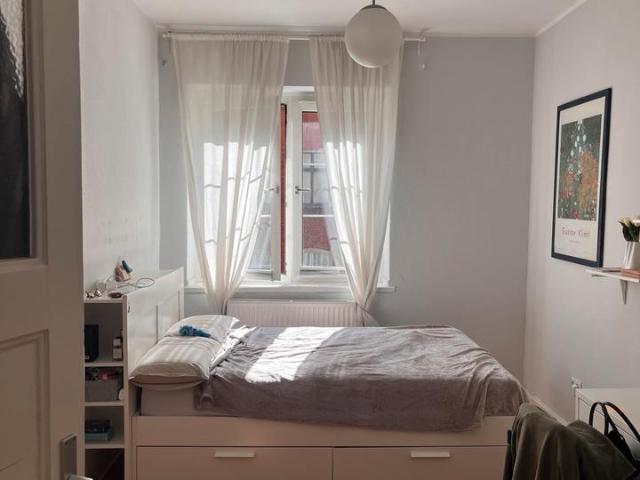 Helles & gemütliches Zimmer in 2er WG in Düsseldorf