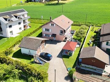 Helles Familienhaus mit großem Ausbaupotenzial