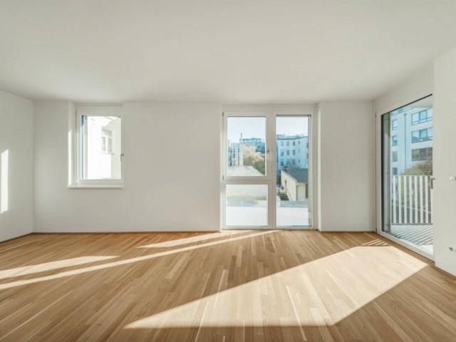 HELLES HEIM >> bodentiefe Fenster in heller 2 Zimmer Wohnung >> ERSTBEZUG in perfekter Lage