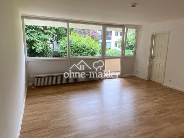 Helles, lichtdurchflutetes Appartment am Nymphenburger Kanal