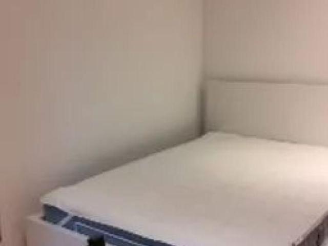 Helles möbliertes Zimmer mit Balkon in Erlangen nähe FAU
