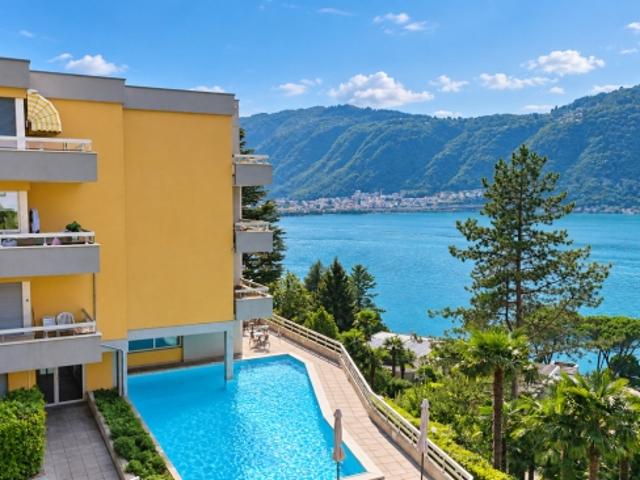 Helles Penthouse mit bezauberndem Blick auf den Luganer See