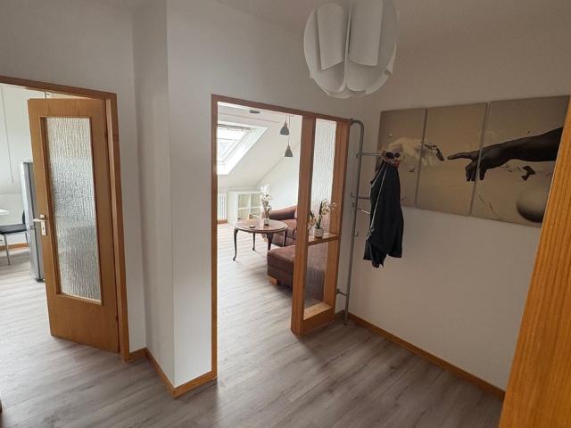 Helles Raumwunder am Phoenix See: Großzügige, voll möblierte DG Wohnung auf Zeit All In Bright Space Marvel near Lake Phoenix, Dortmund Amsterdam Apartments for Rent