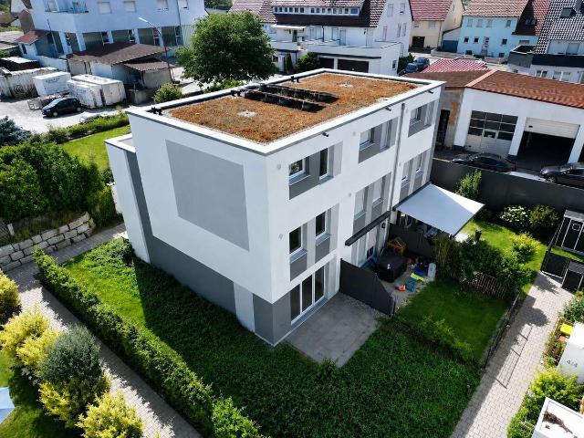 Helles Reihenendhaus mit großem Garten in Friolzheim Perfekt für Familien