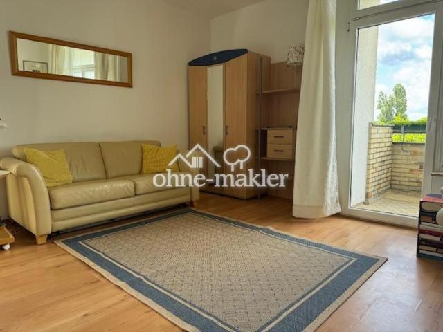 helles, ruhiges Apartment direkt am Volkspark Schöneberg und U Bahn
